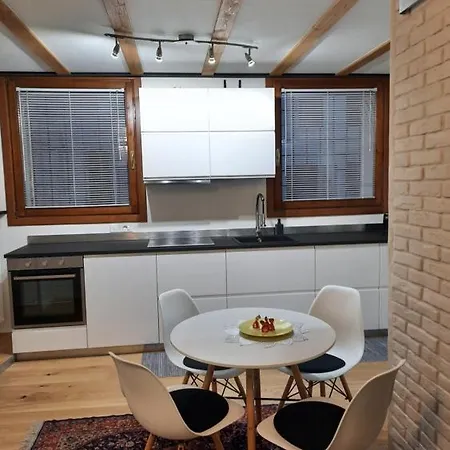 Apartmán Mini Contra' Dei Servi - *