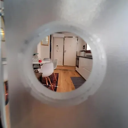 Mini Contra' Dei Servi - * Виченца