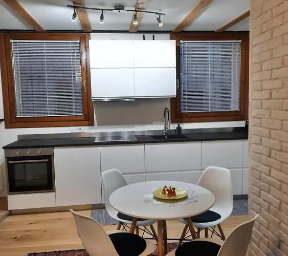 아파트 Mini Contra' Dei Servi - *